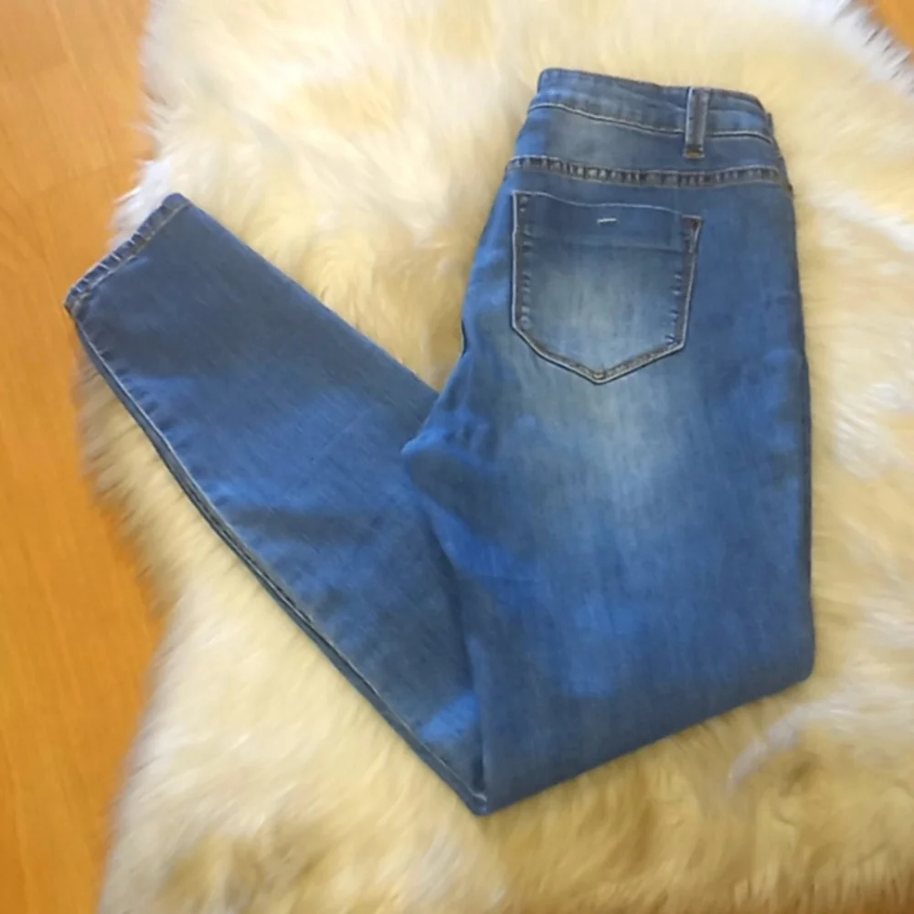 Encore Skinny Jeans-#1399 - Picture 6 of 13